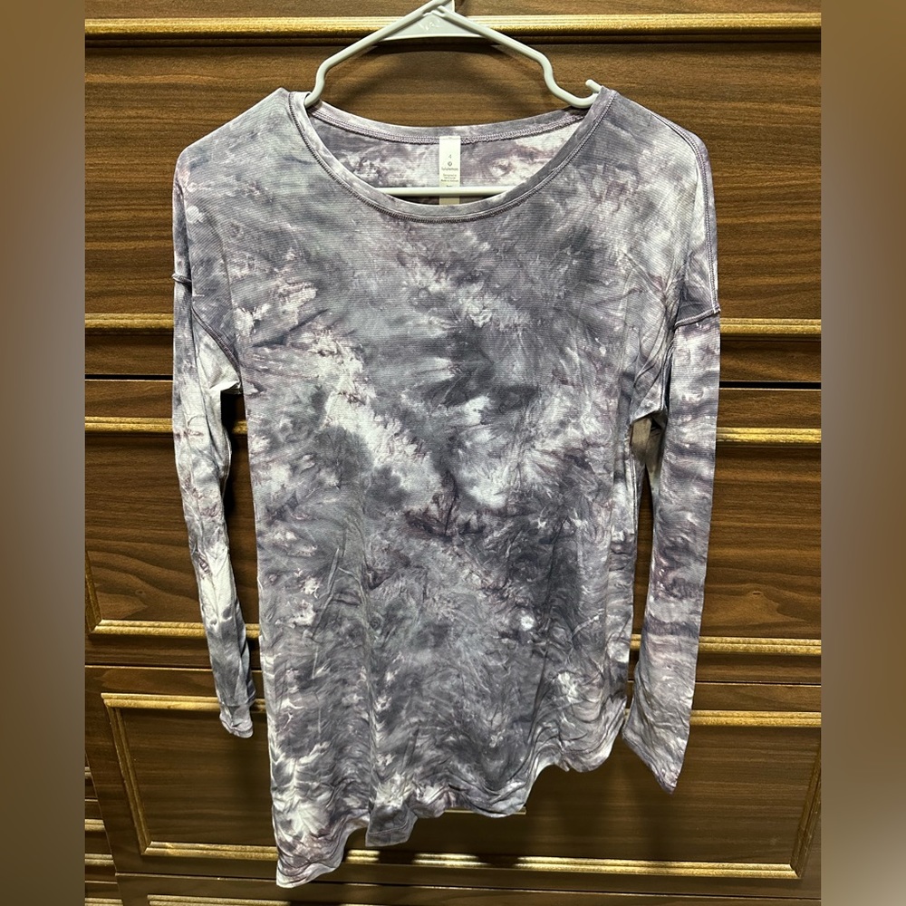 NWOT Lululemon To The Point Long Sleeve Size 4
